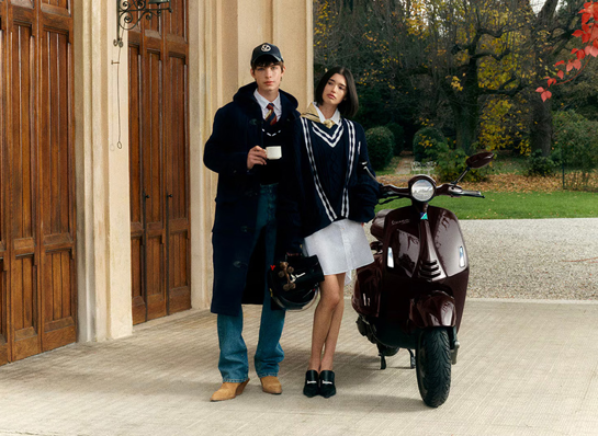 GALLERY Vespa 946 Horse 870X636