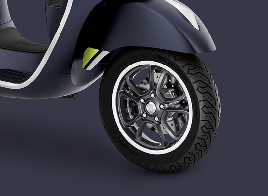 Vespa Facelift GTS SUPER TECH 125 Copy (1)