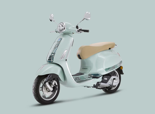 Vespa Facelift Primavera125 BATIK Gallery 1920X1080 1